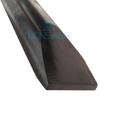 Excavator 75mm Wedge Chisel Hydraulic Breaker Spare Parts 55-58 HRC Suitable Mini Hydrulic Rock Hammer DS8C